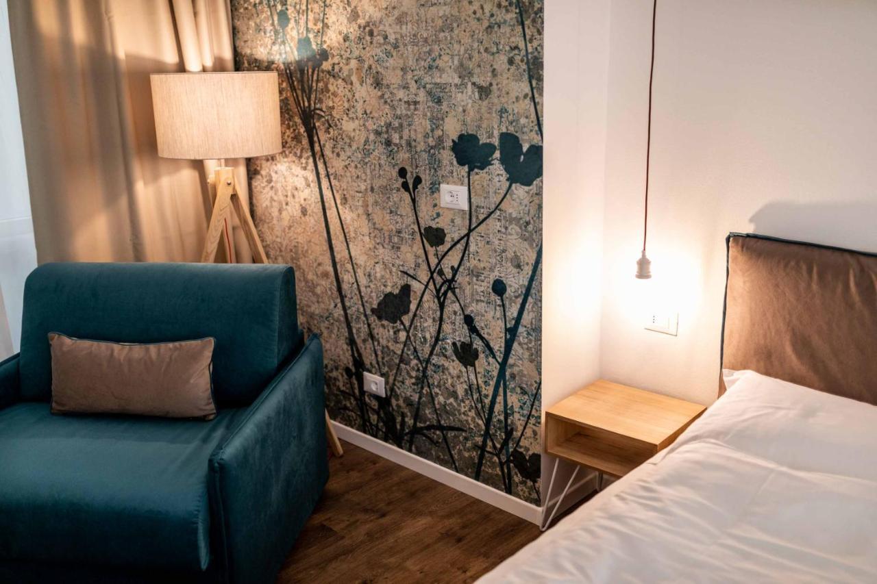 Stay Cooper L Guesthouse Zum Loewen Merano Luaran gambar