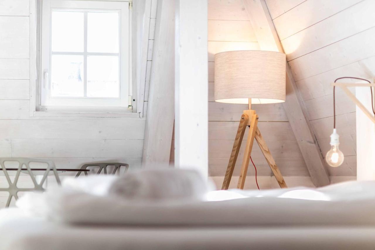 Stay Cooper L Guesthouse Zum Loewen Merano Luaran gambar