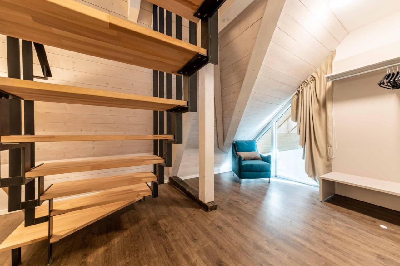 Stay Cooper L Guesthouse Zum Loewen Merano Luaran gambar